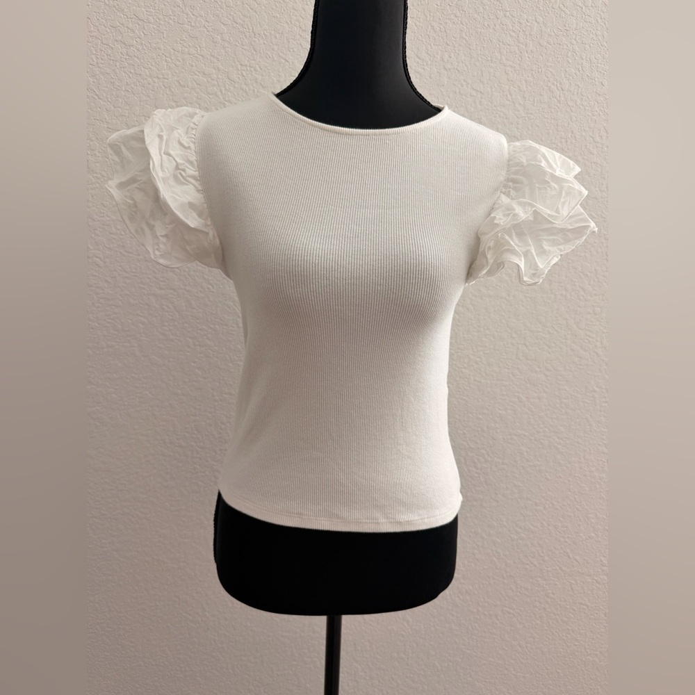 ZARA White Ribbed Knit Ruffle Sleeve Top | 100% Cotton Puff Sleeve Blouse